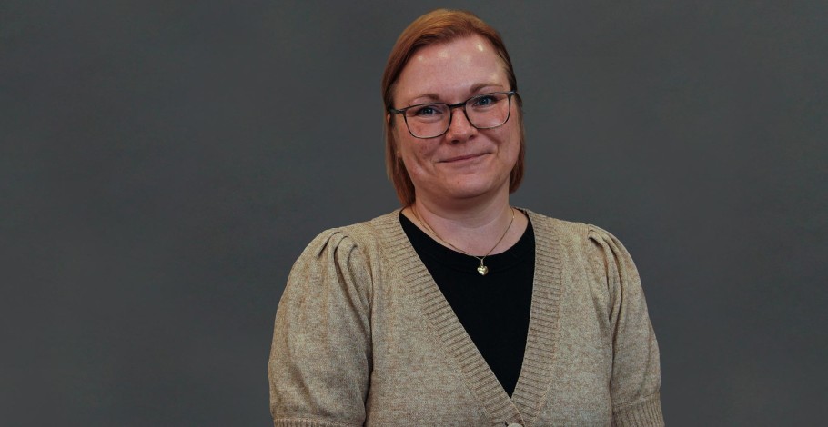 Mette Lagoni Kjær Svendsen (MLKS), medarbejderbillede