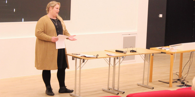 Dimittend fra uddannelsen, bioanalytiker Alikka Kaalund, holdt også en kort talt til arrangementet.