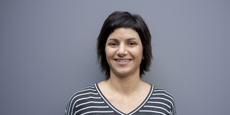 Ph.d. studerende Mille Marwaa skal de næste to et halvt år beskæftige sig med at tilpasse og udvikle  en app løsning, der kan hjælpe stroke-overleveren bedre tilbage til livet